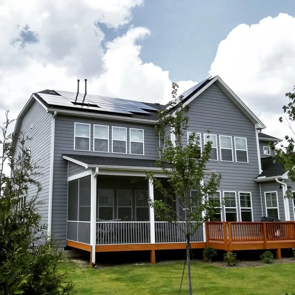 1 how does solar power work.webp
